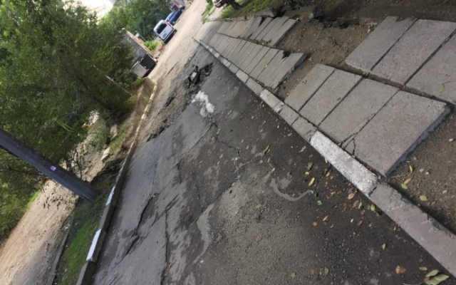 Добро пожаловать в ад: Во что превратился один из запорожских дворов (ФОТО) Фото № 6 Добро пожаловать в ад: Во что превратился один из запорожских дворов (ФОТО) Фото № 6