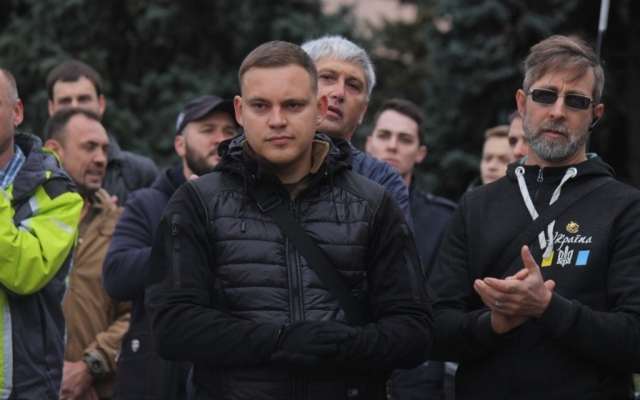 Массовая акция против «формулы Штайнмайера»: полтысячи запорожцев вышли на Майдан (ФОТО) Фото № 10 Массовая акция против «формулы Штайнмайера»: полтысячи запорожцев вышли на Майдан (ФОТО) Фото № 10