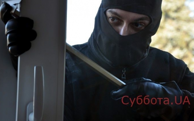 В Запорожской области неизвестные ограбили магазин электроники Фото № 0 В Запорожской области неизвестные ограбили магазин электроники Фото № 0