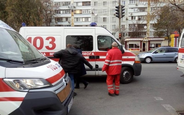 В Запорожье произошло серьезное ДТП: на место приехали три В Запорожье произошло серьезное ДТП: на место приехали три