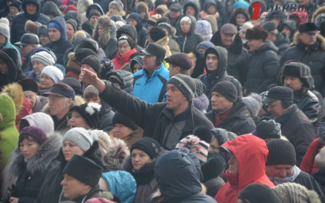 Видео масштабного митинга в центре Запорожья Фото № 0 Видео масштабного митинга в центре Запорожья Фото № 0