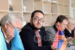 Главе национальных меньшинств Запорожья угрожают физической расправой Фото № 2 Главе национальных меньшинств Запорожья угрожают физической расправой Фото № 2