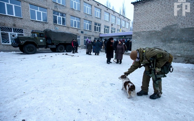 Волонтер из Запорожья показала военную Авдеевку Фото № 10 Волонтер из Запорожья показала военную Авдеевку Фото № 10