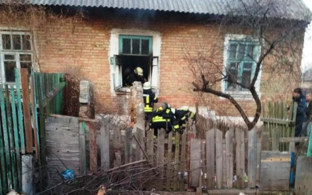 В Запорожье пожар: Чуть не погибли двое мужчин (ФОТО) Фото № 2 В Запорожье пожар: Чуть не погибли двое мужчин (ФОТО) Фото № 2