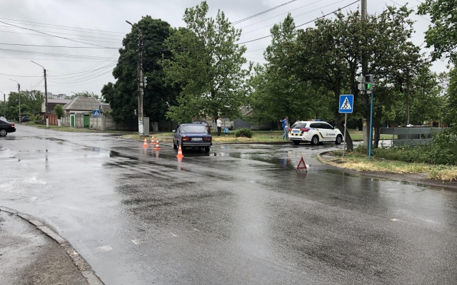 В Запорожской области автомобиль вынесло на тротуар во время ДТП (ФОТО, ВИДЕО) Фото № 0 В Запорожской области автомобиль вынесло на тротуар во время ДТП (ФОТО, ВИДЕО) Фото № 0