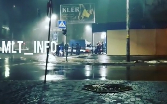 Около Около