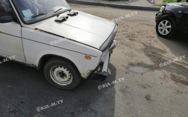 В Запорожской области пасажирский автобус попал в аварию (ФОТО) Фото № 1 В Запорожской области пасажирский автобус попал в аварию (ФОТО) Фото № 1