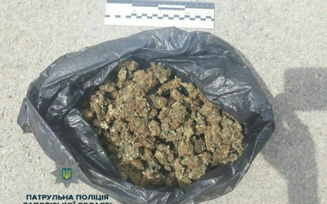 В Запорожье задержан подозрительный человек (ФОТО) Фото № 1 В Запорожье задержан подозрительный человек (ФОТО) Фото № 1