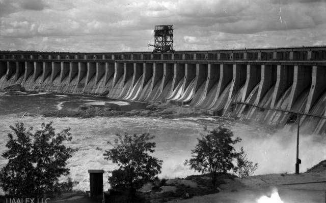 Смотрите: эксклюзивные фото Запорожья в 1941-1942 годах Фото № 7 Смотрите: эксклюзивные фото Запорожья в 1941-1942 годах Фото № 7