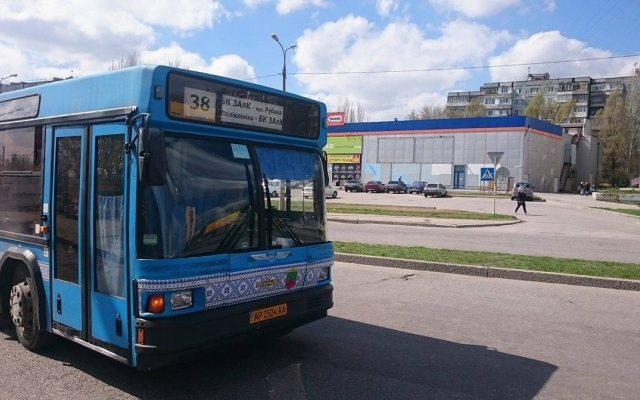 Путаница: В Запорожье ввели электронные билеты Фото № 3 Путаница: В Запорожье ввели электронные билеты Фото № 3