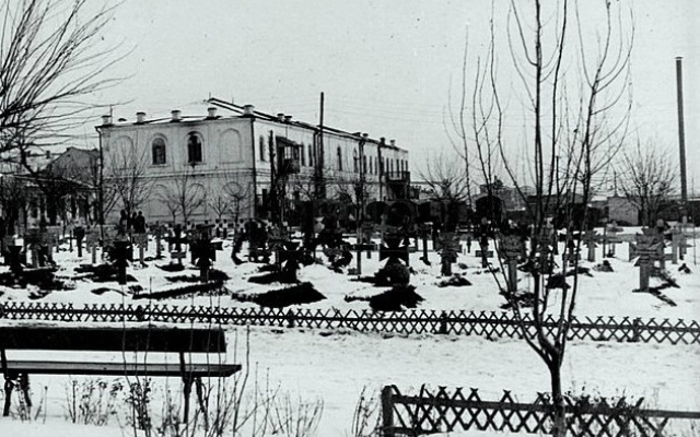 Ретро-фото: кладбище фашистов в Запорожье Фото № 1 Ретро-фото: кладбище фашистов в Запорожье Фото № 1