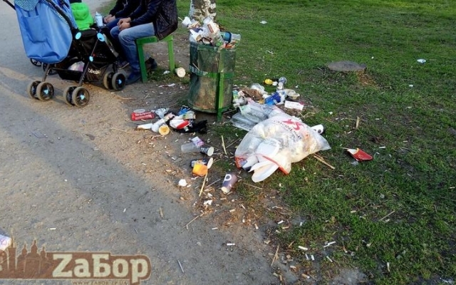 Запорожцы шокированы состоянием парка (ФОТО) Фото № 7 Запорожцы шокированы состоянием парка (ФОТО) Фото № 7