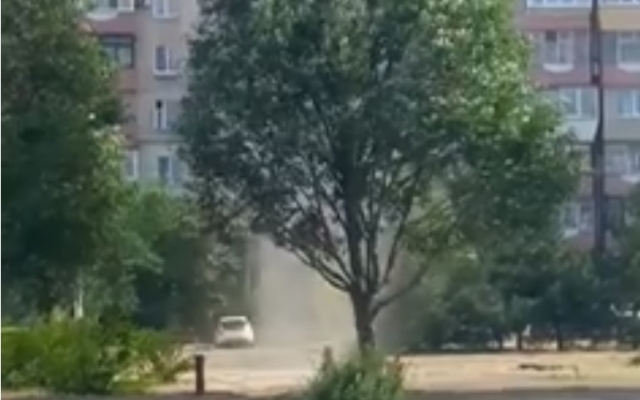 Над Запорожьем снова пронесся смерч (ВИДЕО) Фото № 0 Над Запорожьем снова пронесся смерч (ВИДЕО) Фото № 0