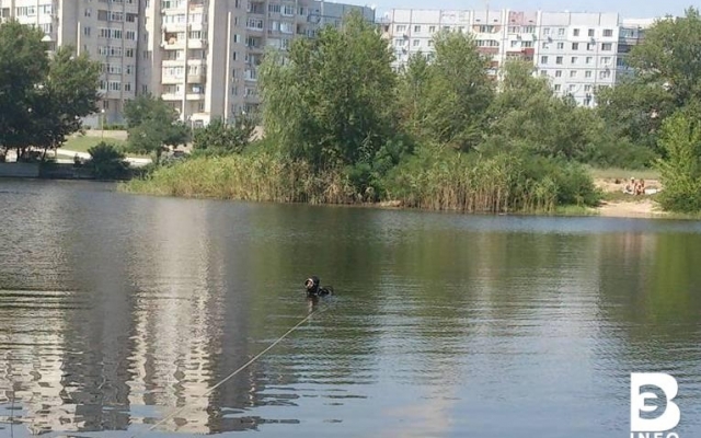 На водоеме под Запорожьем трагически погиб ребенок Фото № 0 На водоеме под Запорожьем трагически погиб ребенок Фото № 0