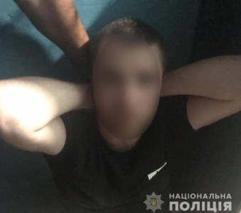В Запорожье ради хвастовства выстрелили из огнестрела в солдата Нацгвардии (ФОТО) Фото № 1 В Запорожье ради хвастовства выстрелили из огнестрела в солдата Нацгвардии (ФОТО) Фото № 1