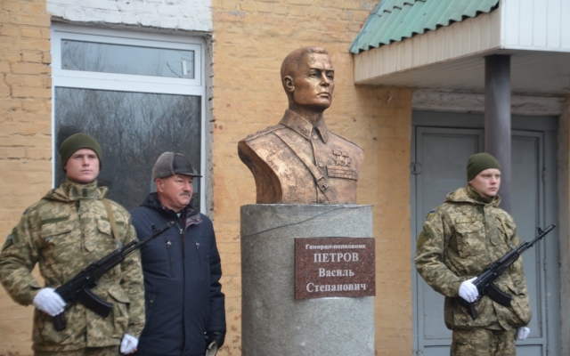 Как бойцы отпраздновали годовщину своей артбригады Фото № 5 Как бойцы отпраздновали годовщину своей артбригады Фото № 5