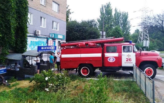 Стихия бушует: Двоих людей поразила молния Фото № 3 Стихия бушует: Двоих людей поразила молния Фото № 3