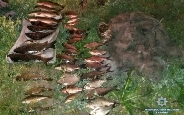 Под Запорожьем рыбалка закончилась задержанием (ФОТО) Фото № 2 Под Запорожьем рыбалка закончилась задержанием (ФОТО) Фото № 2