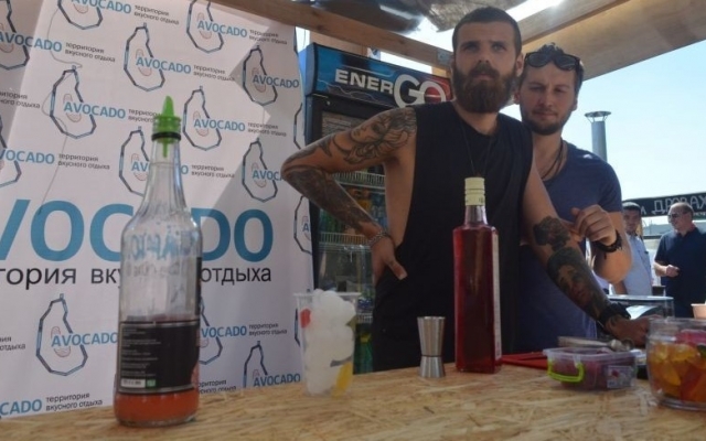 В Запорожье продолжается фестиваль еды Фото № 9 В Запорожье продолжается фестиваль еды Фото № 9
