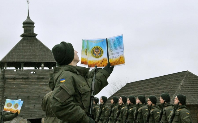 Новобранцы Нацгвардии Украины приняли присягу на острове Хортица (ФОТО) Фото № 1 Новобранцы Нацгвардии Украины приняли присягу на острове Хортица (ФОТО) Фото № 1