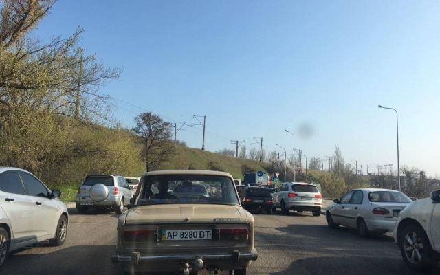 Запорожцы застряли в огромных пробках Фото № 0 Запорожцы застряли в огромных пробках Фото № 0