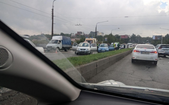 ДТП на дамбе в Запорожье: ДТП на дамбе в Запорожье: