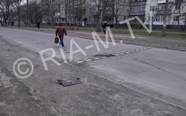 Автомобилям угрожает Автомобилям угрожает