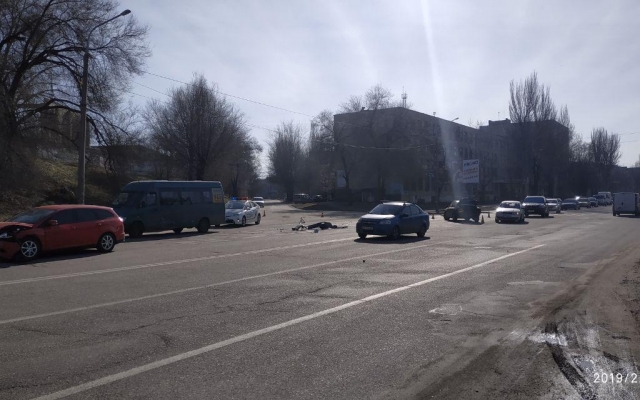 В Александровском районе случилось тройное ДТП (ФОТО) Фото № 0 В Александровском районе случилось тройное ДТП (ФОТО) Фото № 0