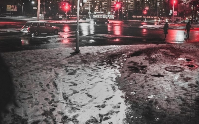 Запорожцам показали красоту красно-черного города (ФОТО) Фото № 2 Запорожцам показали красоту красно-черного города (ФОТО) Фото № 2