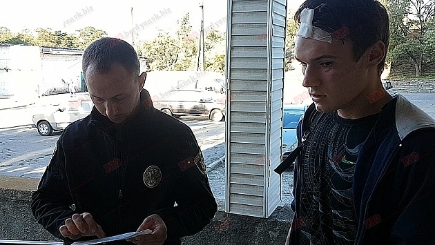 В Запорожской области избили дворника (ФОТО) Фото № 1 В Запорожской области избили дворника (ФОТО) Фото № 1