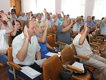 Мелитопольские депутаты выделили миллион на ремонт дорог Фото № 0 Мелитопольские депутаты выделили миллион на ремонт дорог Фото № 0