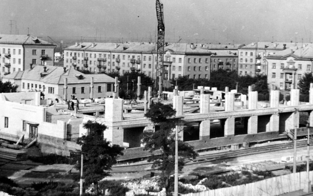 С чего все начиналось: История универмага С чего все начиналось: История универмага