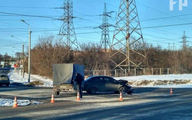 В Запорожье остановились троллейбусы Фото № 3 В Запорожье остановились троллейбусы Фото № 3