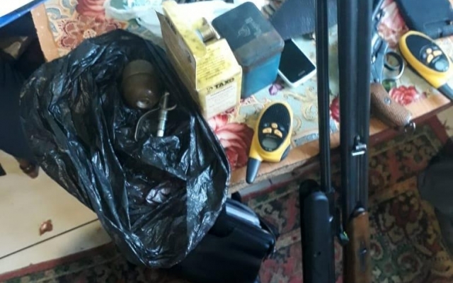 В Запорожской области хранили арсенал на даче (ФОТО) Фото № 0 В Запорожской области хранили арсенал на даче (ФОТО) Фото № 0