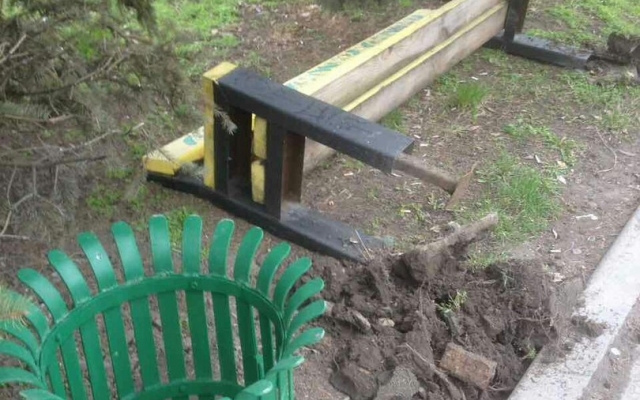 Беда за бедой: В Беда за бедой: В