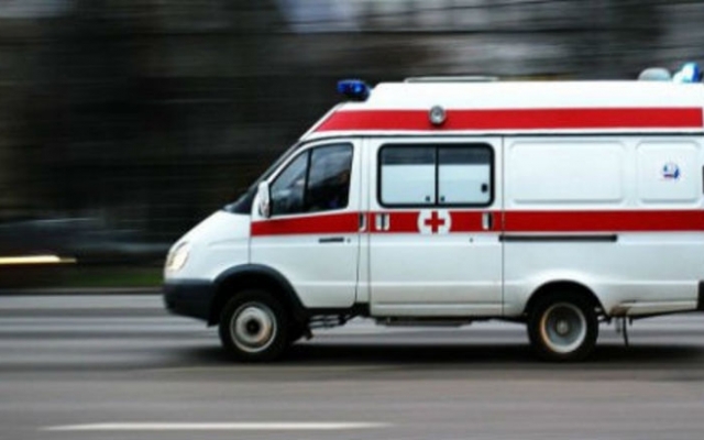 В ходе конфликта с женой запорожец изрезал себя ножом прямо на улице Фото № 0 В ходе конфликта с женой запорожец изрезал себя ножом прямо на улице Фото № 0
