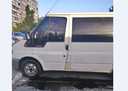 В Запорожье фермеру облили машину соляркой, которая попала на беременную женщину: Горючее пытались поджечь (ФОТО) Фото № 0 В Запорожье фермеру облили машину соляркой, которая попала на беременную женщину: Горючее пытались поджечь (ФОТО) Фото № 0