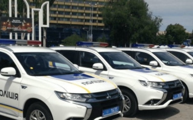 Новые авто ждут запорожских полицейских Фото № 0 Новые авто ждут запорожских полицейских Фото № 0