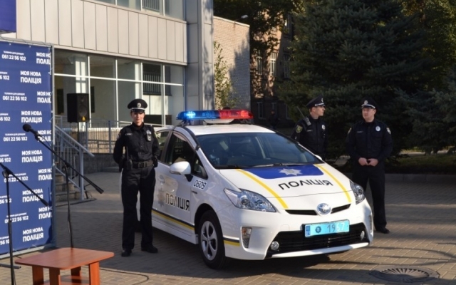 Запорожцам предложили провести день с патрульным Фото № 0 Запорожцам предложили провести день с патрульным Фото № 0