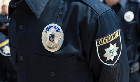 В Запорожье дебошир напал на полицейских Фото № 0 В Запорожье дебошир напал на полицейских Фото № 0