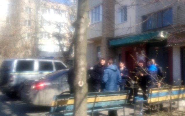 Под Запорожьем подростки с самого утра устроили алко-вечеринку (ФОТО) Фото № 0 Под Запорожьем подростки с самого утра устроили алко-вечеринку (ФОТО) Фото № 0