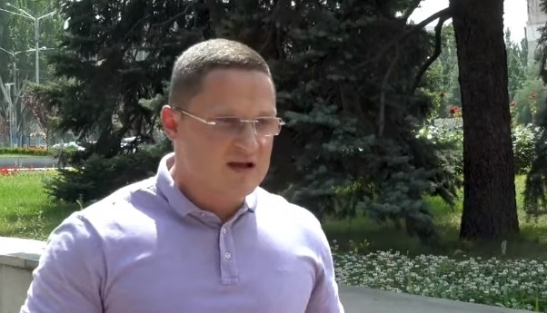 Владимир Марченко хотел оправдаться по поводу своих высказываний, но вместо этого попал в очередной скандал (ВИДЕО) Фото № 0 Владимир Марченко хотел оправдаться по поводу своих высказываний, но вместо этого попал в очередной скандал (ВИДЕО) Фото № 0