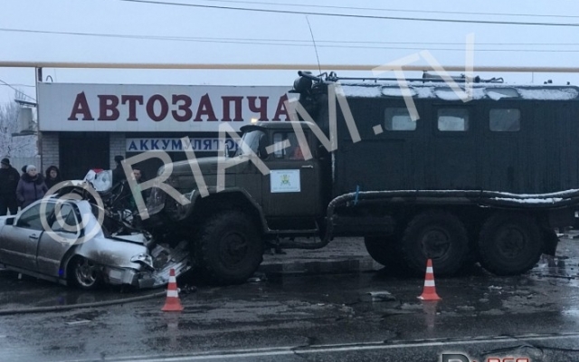 Появились фото сегодняшнего смертельного ДТП с машиной коммунальщиков Фото № 1 Появились фото сегодняшнего смертельного ДТП с машиной коммунальщиков Фото № 1