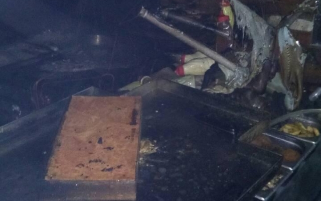 Утро в Запорожье началось с пожара возле медуниверситета. ФОТО Фото № 4 Утро в Запорожье началось с пожара возле медуниверситета. ФОТО Фото № 4