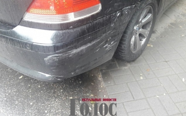 В Запорожье Toyota и BMW устроили ДТП на оживлённом перекрёстке (ФОТО) Фото № 2 В Запорожье Toyota и BMW устроили ДТП на оживлённом перекрёстке (ФОТО) Фото № 2