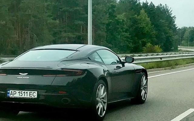 Житель Запорожья стал обладателем элитного авто Aston Martin Фото № 0 Житель Запорожья стал обладателем элитного авто Aston Martin Фото № 0