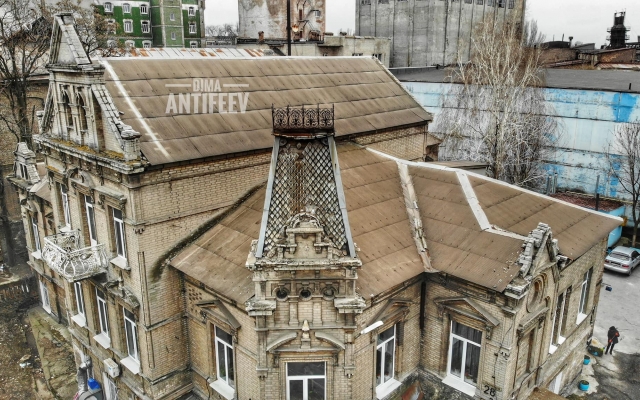 В сети опубликовали уникальные фото старинного особняка в Запорожье Фото № 3 В сети опубликовали уникальные фото старинного особняка в Запорожье Фото № 3