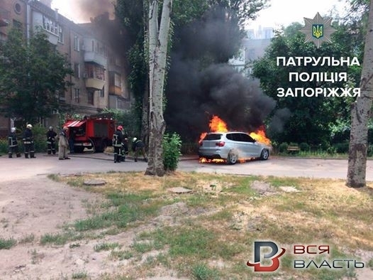 Появились фото и видео сгоревших внедорожников Фото № 5 Появились фото и видео сгоревших внедорожников Фото № 5