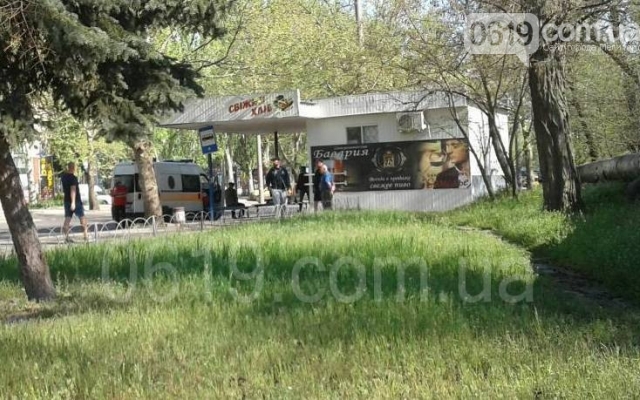 На пешеходном переходе ВАЗ сбил девушку (ФОТО) Фото № 2 На пешеходном переходе ВАЗ сбил девушку (ФОТО) Фото № 2
