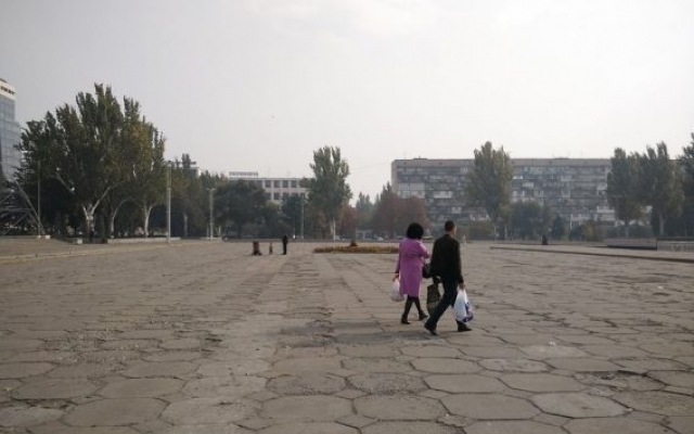 Горожане назвали Фестивальную площадь одним из главных позорных объектов города (ФОТО) Фото № 2 Горожане назвали Фестивальную площадь одним из главных позорных объектов города (ФОТО) Фото № 2